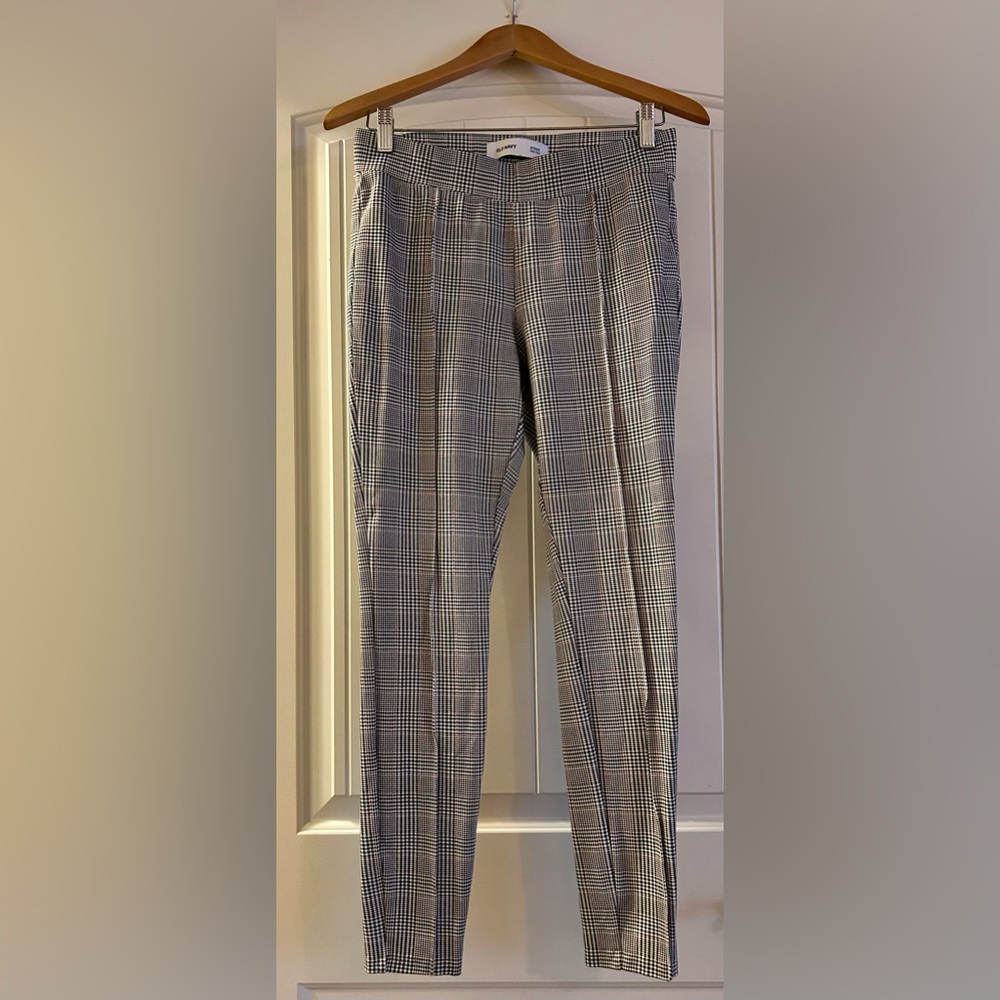 Old Navy Stevie High Rise Houndstooth Pants.  Size Tall Medium.